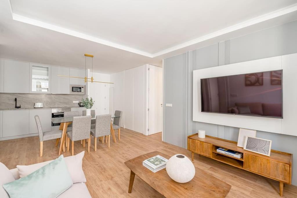 마드리드 Gran Via VI Calle Jacometrezo 2Br 2Bh 아파트 외부 사진