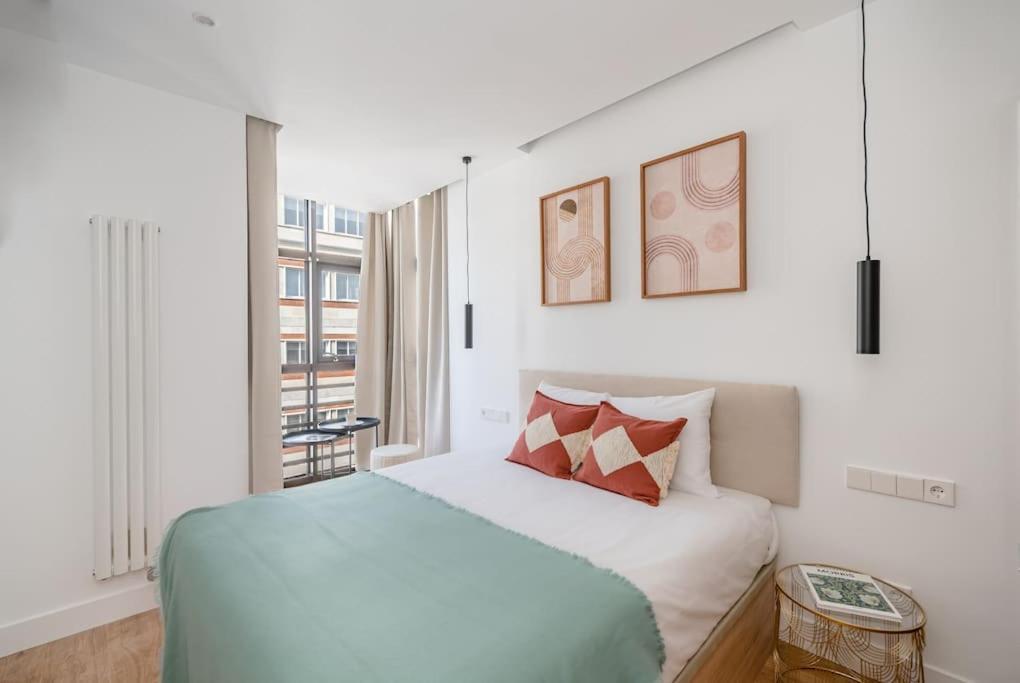 마드리드 Gran Via VI Calle Jacometrezo 2Br 2Bh 아파트 외부 사진
